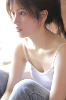 《年轻女教师3》在线